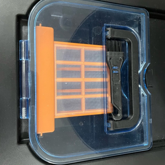 SOLD DEIK MT820 Robot Vacuum Cleaner W/Remote - Picture 7 of 11